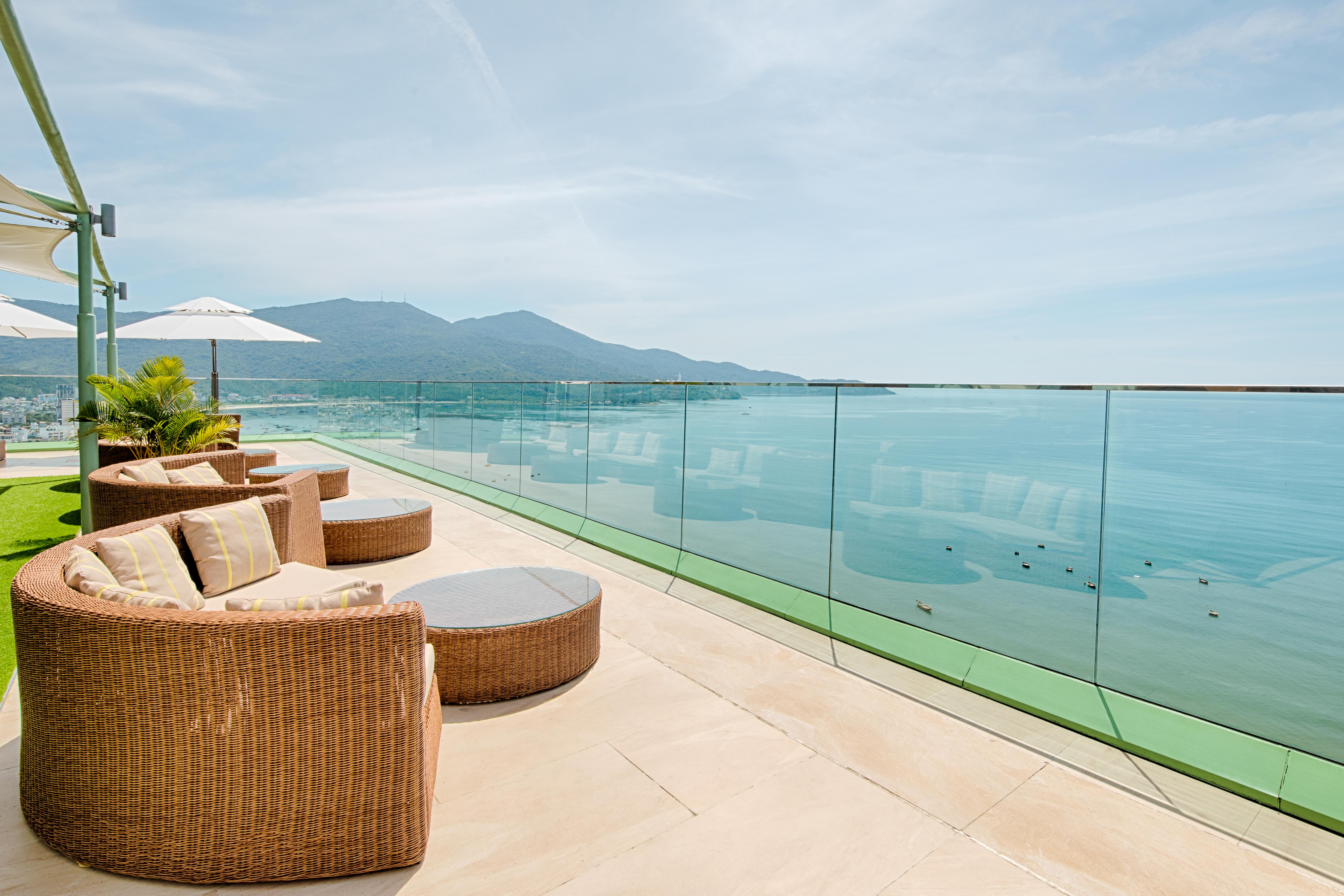 ฟิวชั่น สวีท ดานัง - รีเฟลกโซโลจี อินคลูซีฟ Hotel ภายนอก รูปภาพ