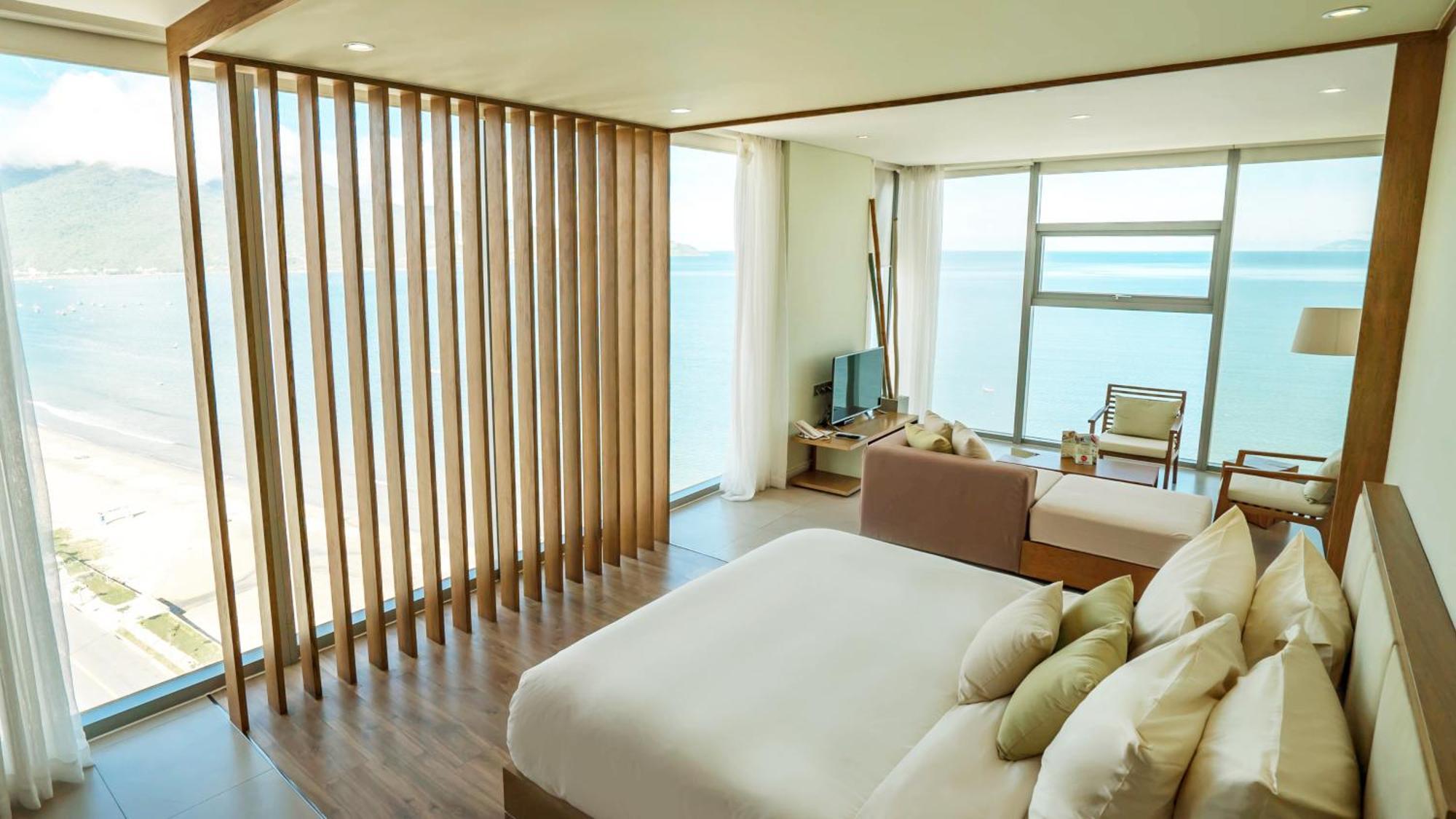 ฟิวชั่น สวีท ดานัง - รีเฟลกโซโลจี อินคลูซีฟ Hotel ภายนอก รูปภาพ